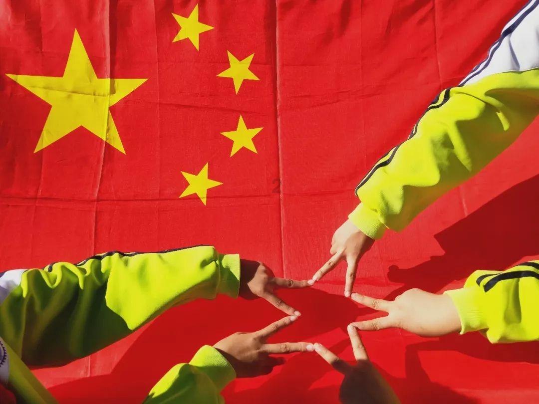 生肖兔: 2024年财运飙升, 钱包赚得鼓, 好运拦不住! 人生迎来上上签!