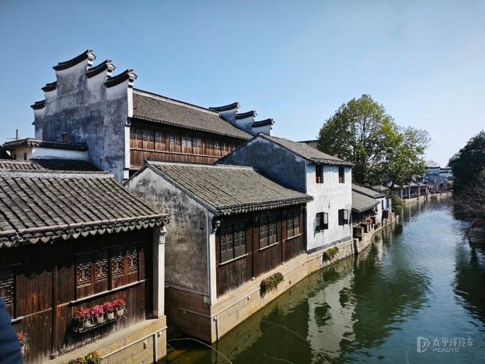 东丽区消防救援支队连续开展寄宿制学校、农贸市场实战演习